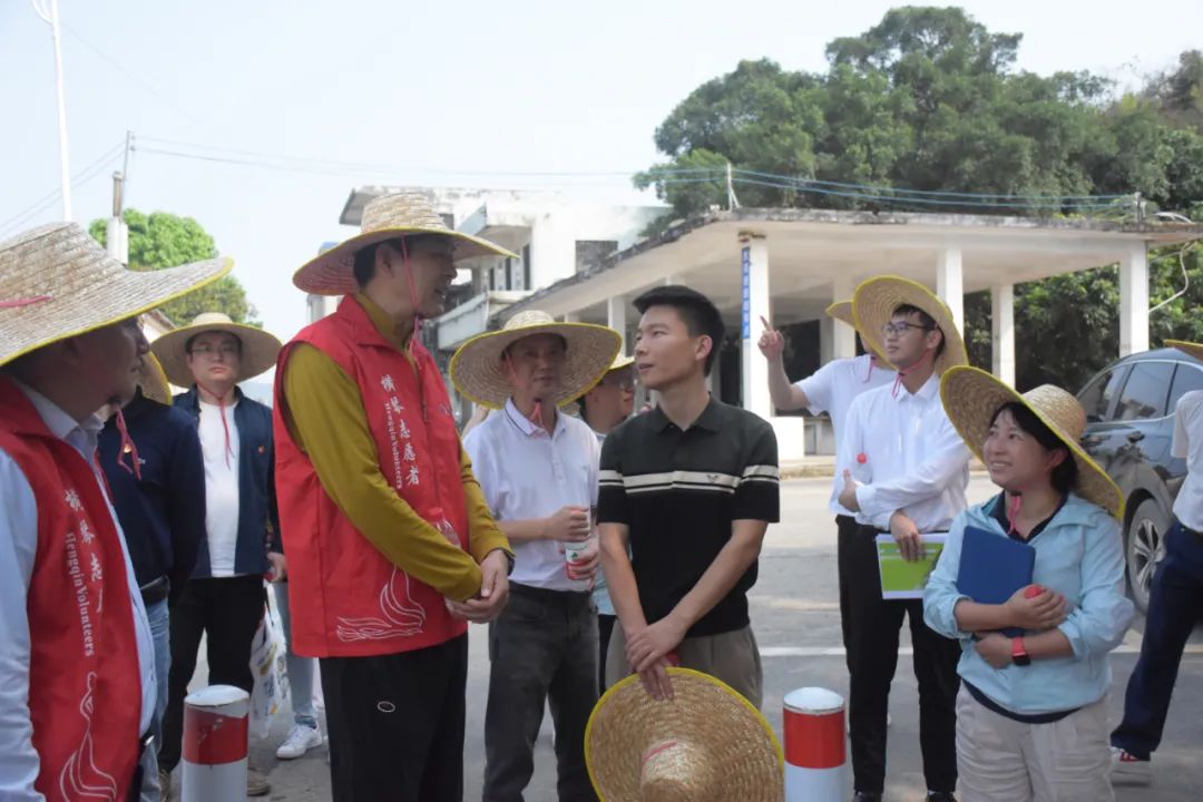 大橫琴集團(tuán)黨委組織下屬黨組織開展義務(wù)植樹活動